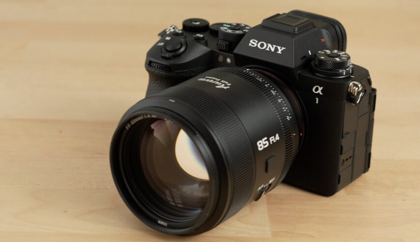 sony2 Sirui Aurora 85mm F1.4: Será Esta a Melhor Lente Para Retratos?